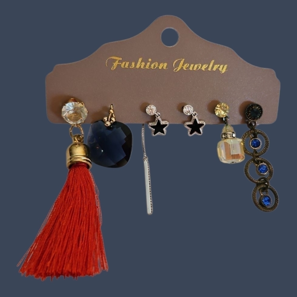 Vtg Set of Four Single and One Pair Star Crystal Tassel Dangle Earrings
